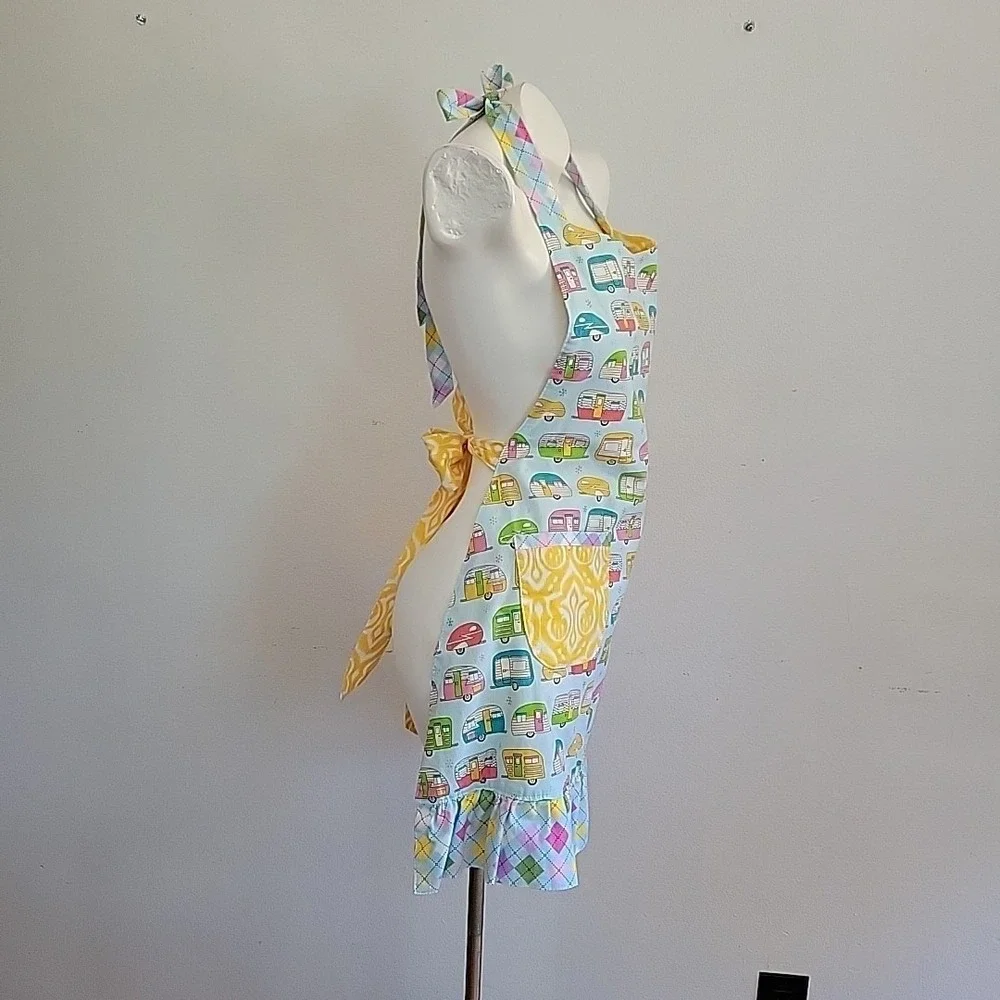 Handmade Halter Apron Retro Campers Damask Print Reversible Self‎ Tie Mod Foodie
